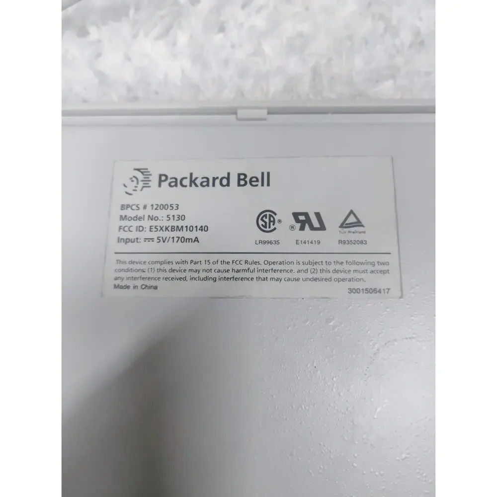 Vintage Packard Bell Model 5130 Mechanical Keyboard Clicky 90s PS/2 Wired White